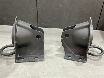 12338191-1 HMMWV Left-Hand Front Spring Seat Bracket – NSN 2590-01-187-7034