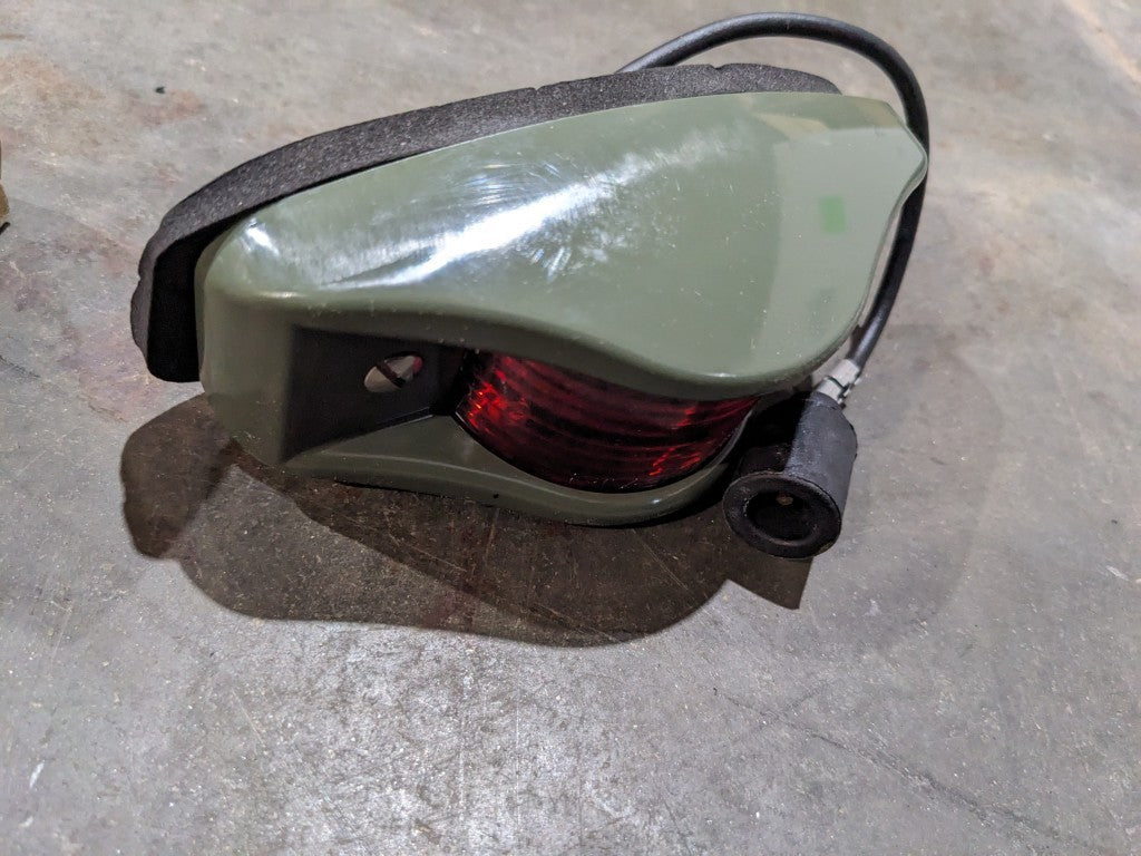U S Army Tank Automotive Command 12422973-002 Clearance Marker Light - NSN 6220-01-518-8806 - photo 3