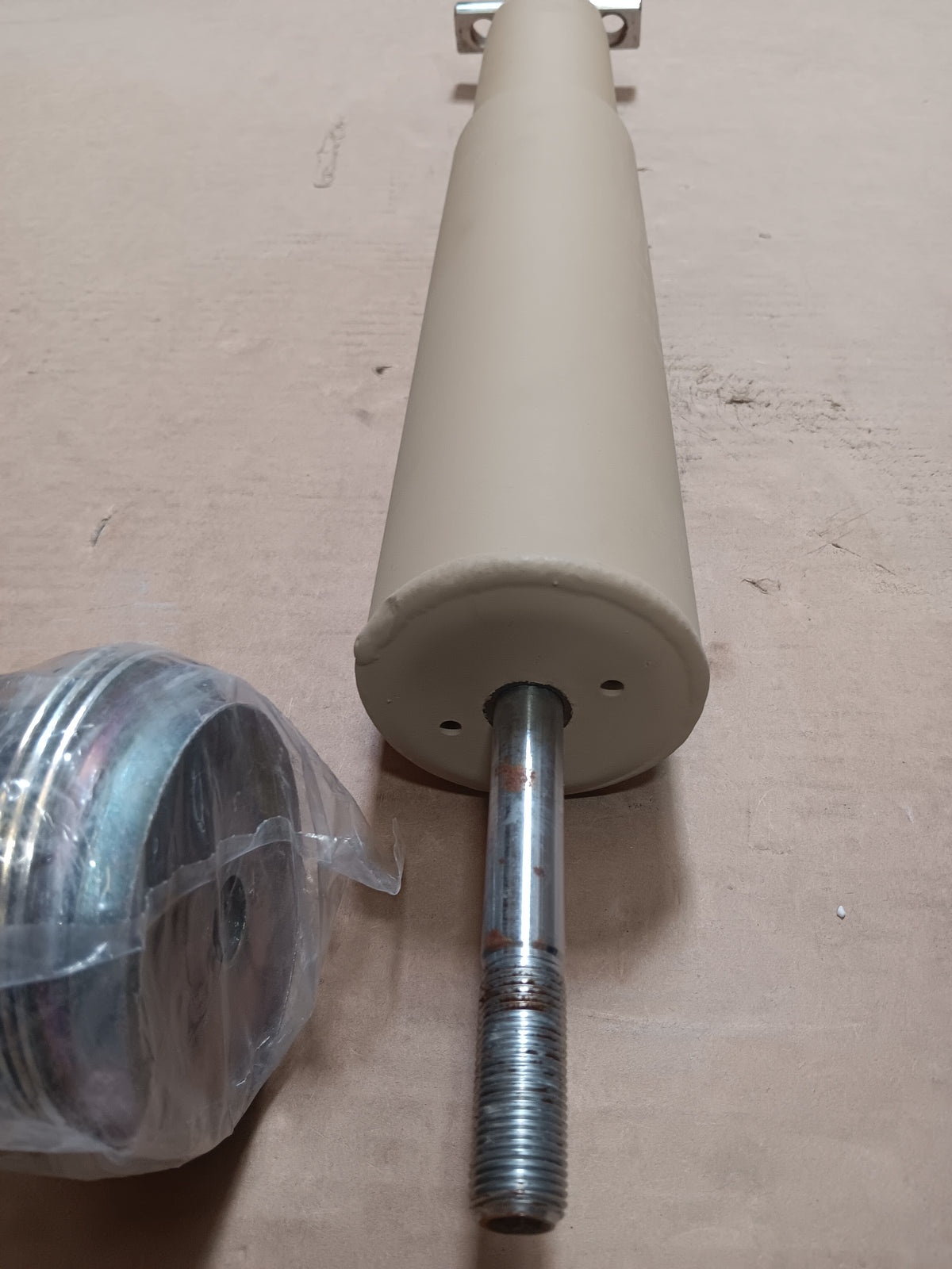 ITT Enidine Direct Action Shock Absorber 91-2960SP1 3838288 2510PL2229830 - NSN 2510-01-576-4576 - photo 2