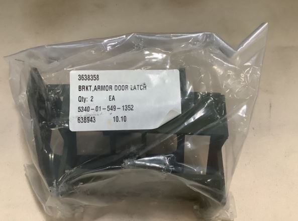 2540-01-555-3008	3653742 DOOR LATCH KIT,MASS	MTVR MK23