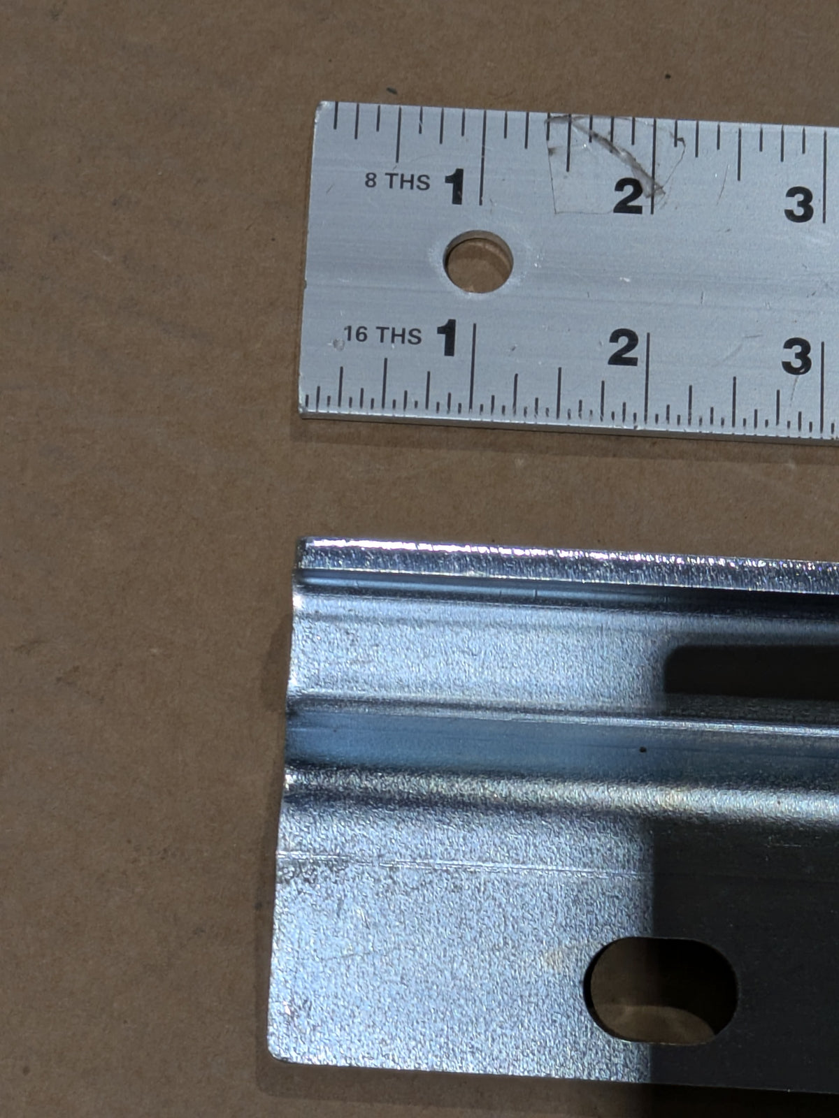Deere & Company AT208159 Butt Hinge - NSN 5340-01-567-3578 - photo 3
