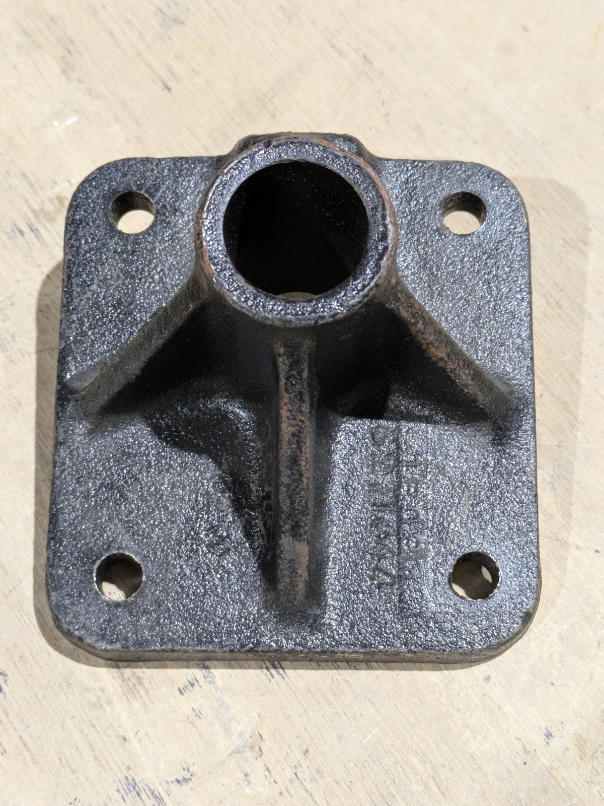 General Motors LLC 6271344 Spring Hanger - NSN 2510-01-096-7680 - photo 1