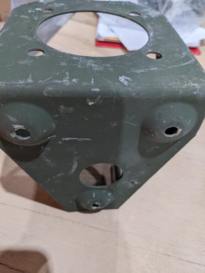 US Army Communications & Electronics A3014546-1 Mounting Bracket - NSN 5340-01-391-2742 - photo 6
