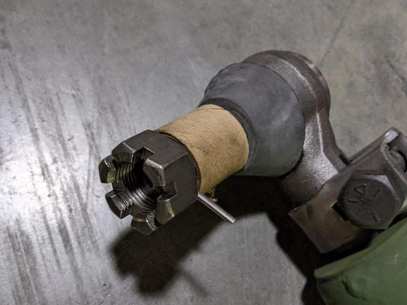 Military 6K VRRT Forklift Steering Cylinder 8040740 – NSN 3040-01-294-3411