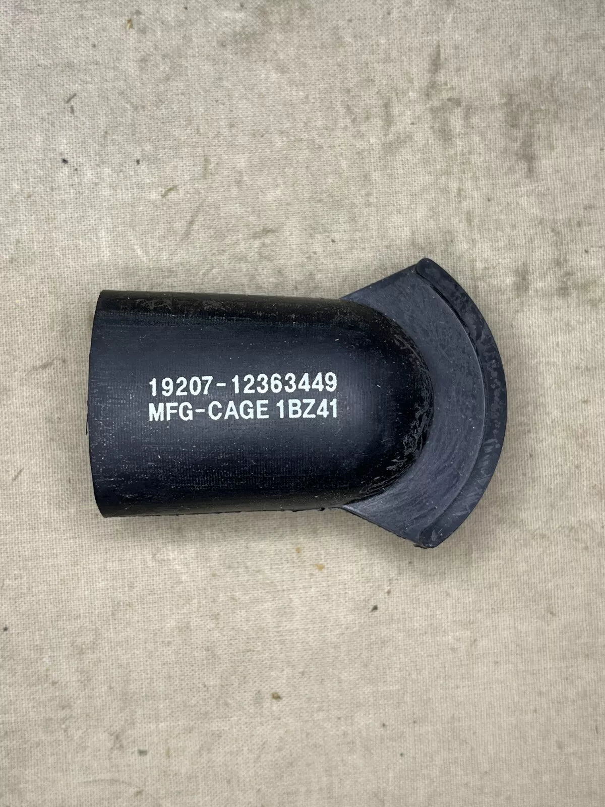 M939 TRUCK BOOT DUST & MOISTURE 12363449 VEHICLE COMPONENT BOOT 2530-01-319-2384
