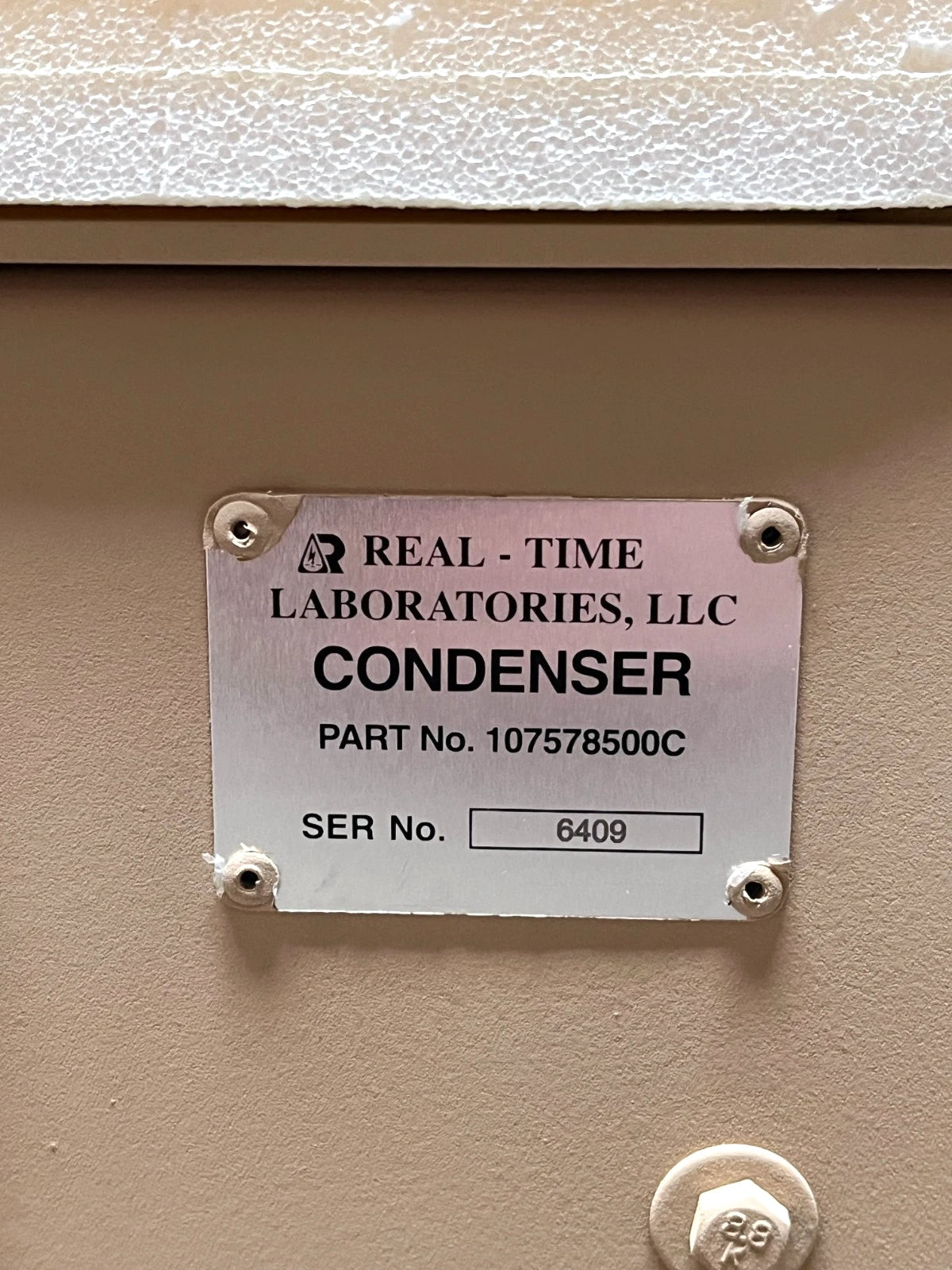 BRAND NEW MRAP REFRIGERATION CONDENSOR OEM NOS 107578500C 3113284C91L 4130-01-562-3925