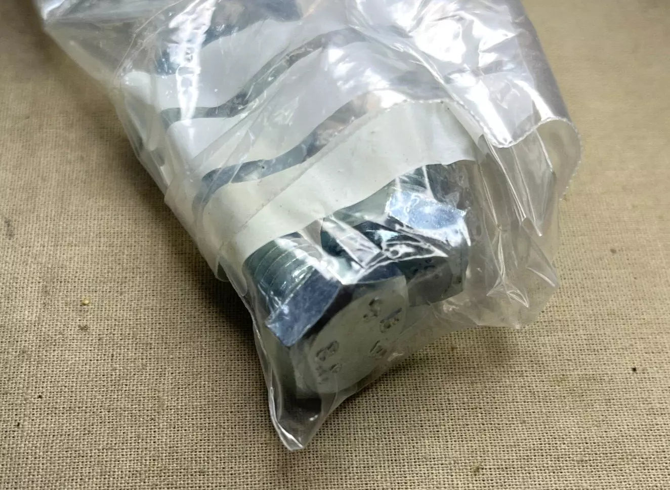 NEW M-973 SUSV BAE SYSTEMS HYDRAULIC POWER VALVE 2 0082-715 4820-01-305-3246