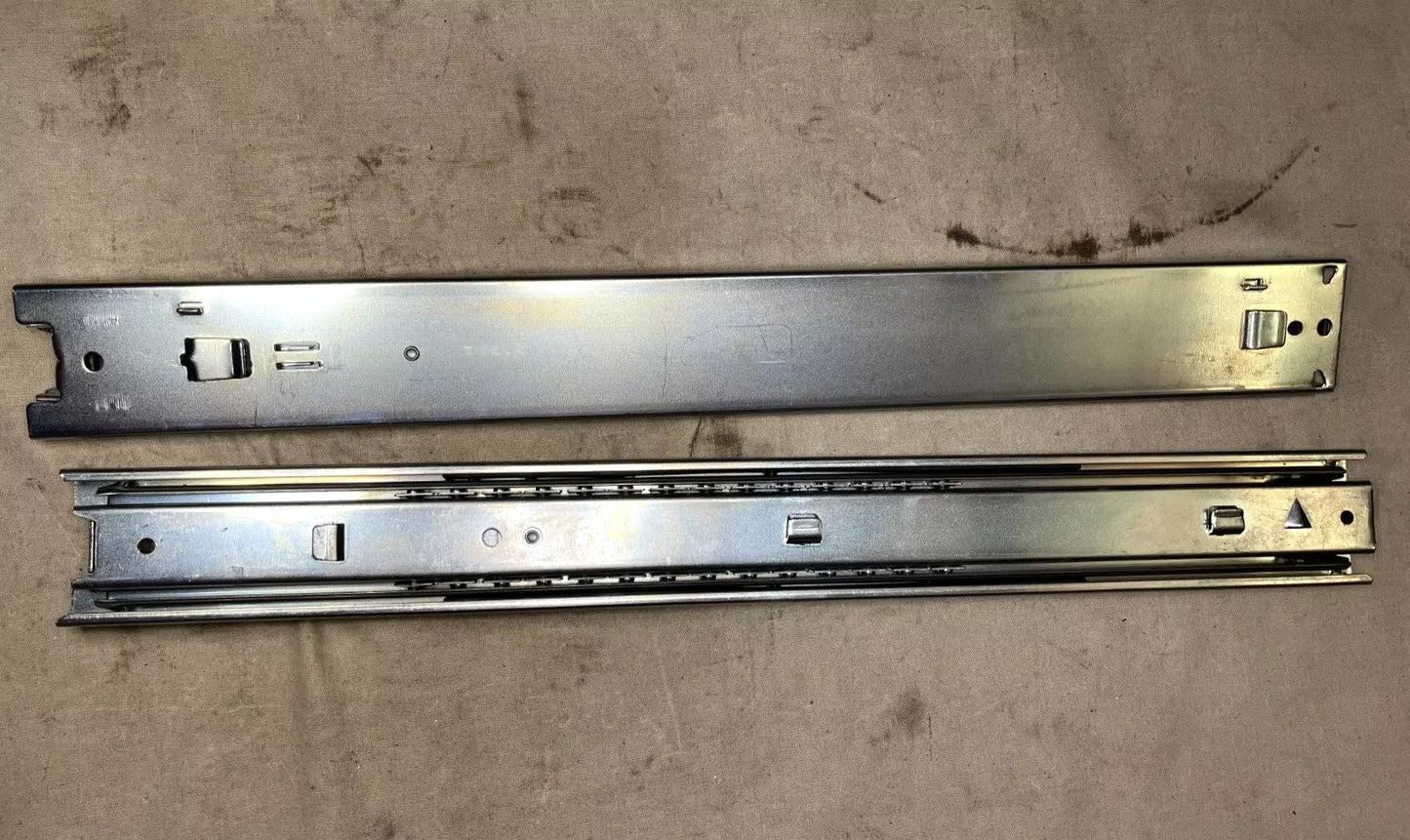 3910-01-196-0562	SLIDE UNIT,CONVEYOR 1999192	1999192-2	C230177