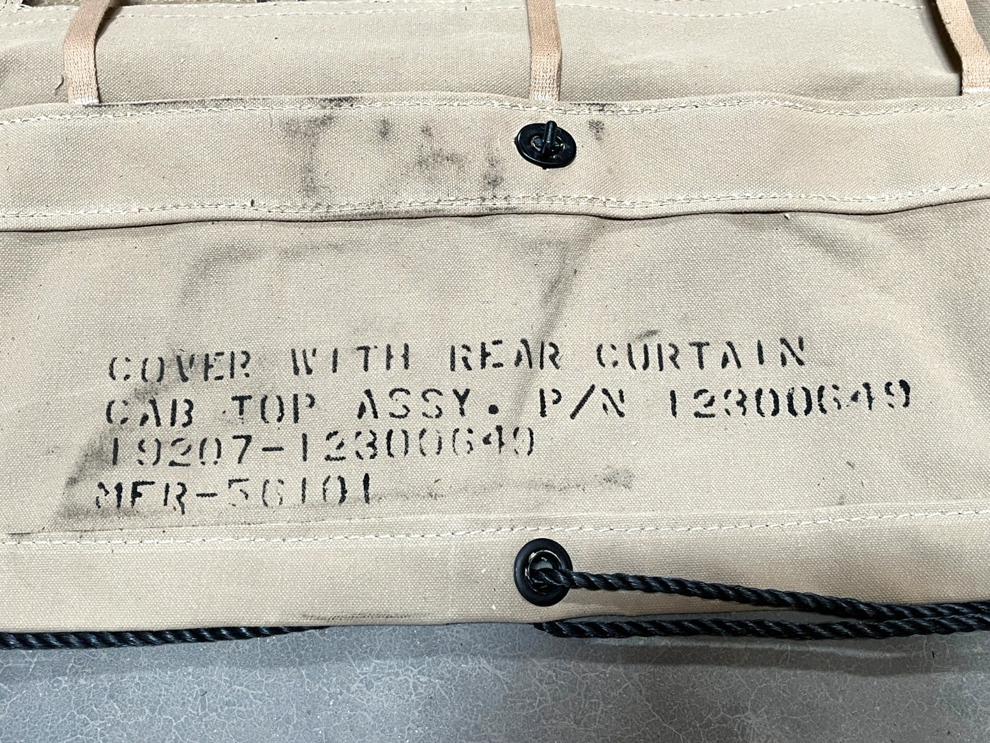 M35A2 2.5 TON TAN CANVAS CAB COVER 12300649 2540-01-155-0104