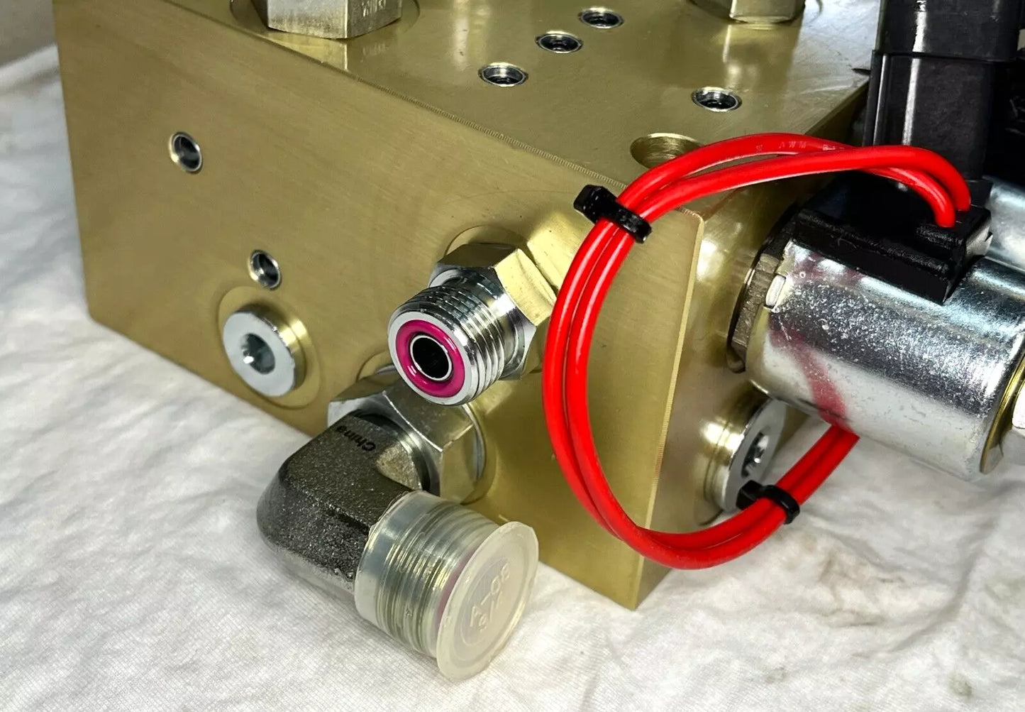 4810-01-550-4006	200-6492	Cat Valve Solenoid 200-6492