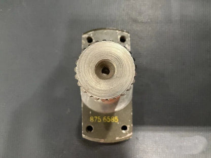 M548, M548A1 CARGO 6-TON CARRIER 8756585 UNIVERSAL JOINT YOKE 2520-00-679-9247