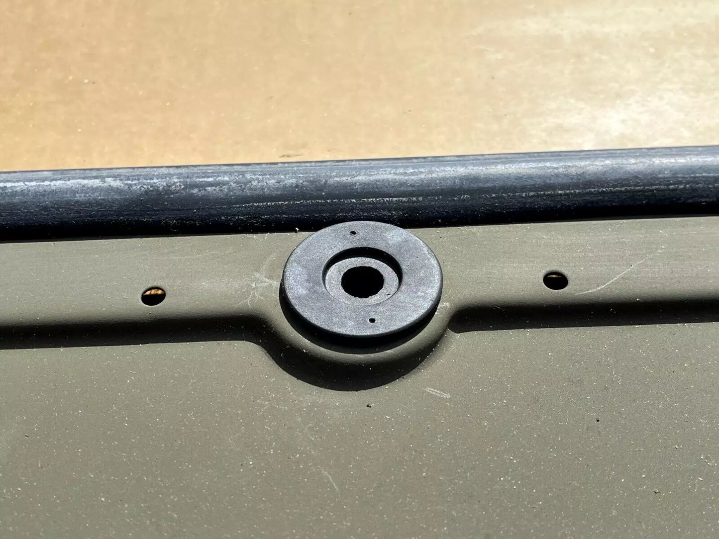 M151 M151A1 JEEP WINDSHIELD COMPLETE ASSEMBLY 10950776 2510-00-858-5597