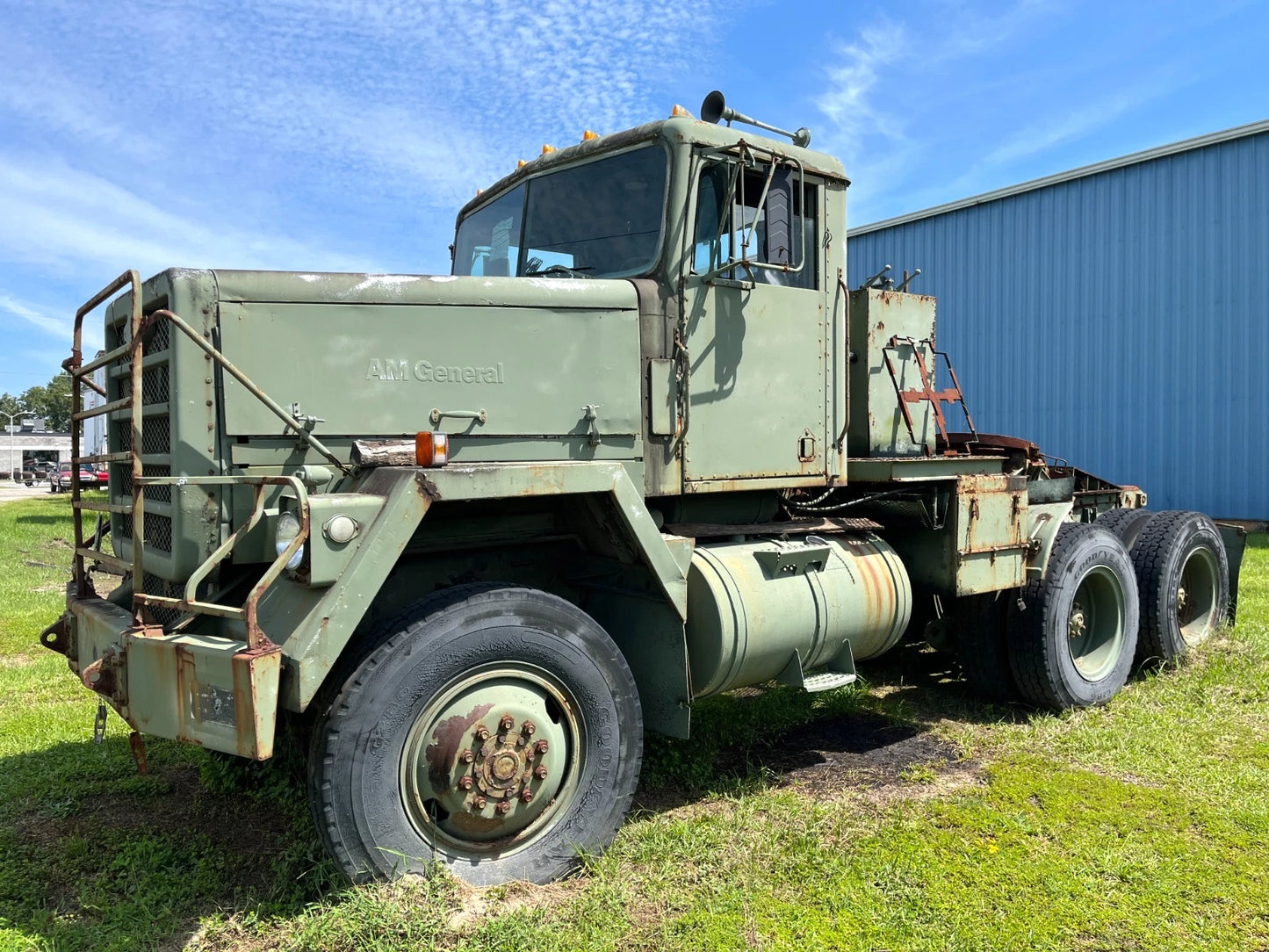 1979 M916 20 TON 6X6 TRACTOR TRUCK FIFTH WHEEL WINCH WITH 9,000 MILES AS-IS