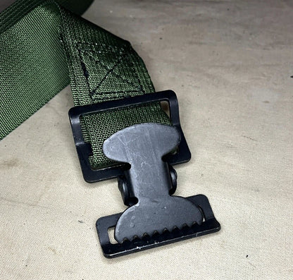 NEW M151 FUEL CAN MOUNTING BRACKET W/STRAP 6566675, 13211E4921, 2590-00-473-6331