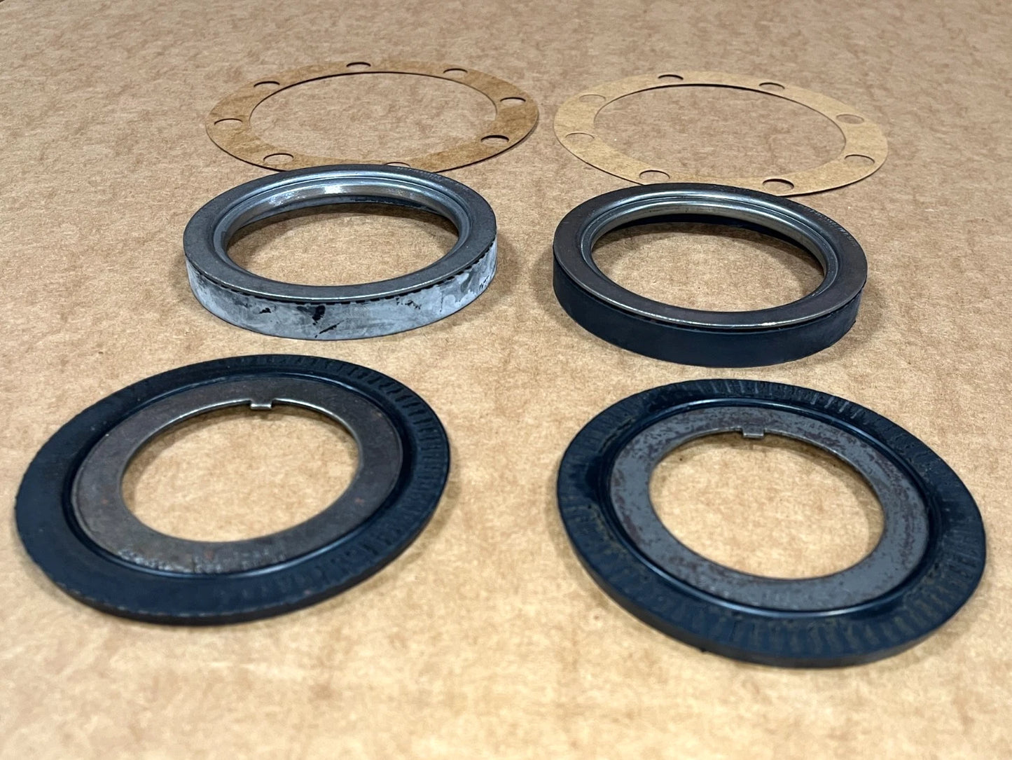6pc. REAR AXLE HUB SEAL REBUILD KIT WITH GASKETS 2 1/2 TON M35A2 MILITARY TRUCK