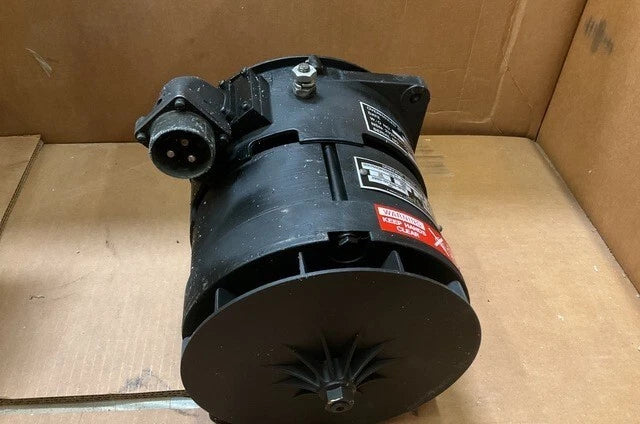 2920-01-147-1575 ALTERNATOR  12320970 200 amp M113 apc Military 200 AMP Alternator