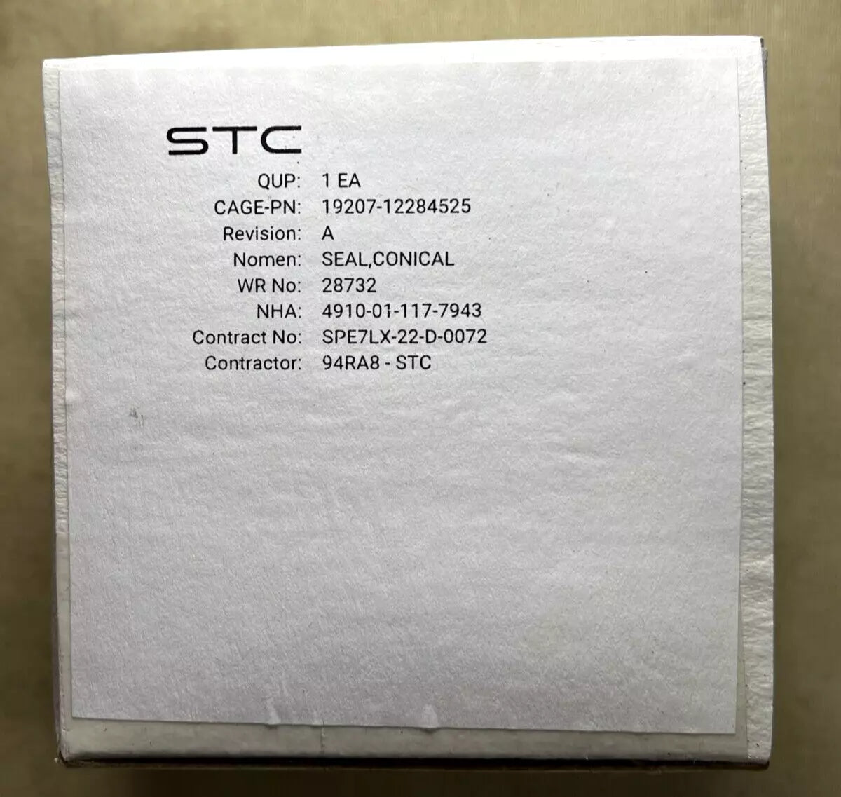 4910-01-117-7943	 MAINTENANCE KIT,VEHICULAR 5705145 105/120MM, M1