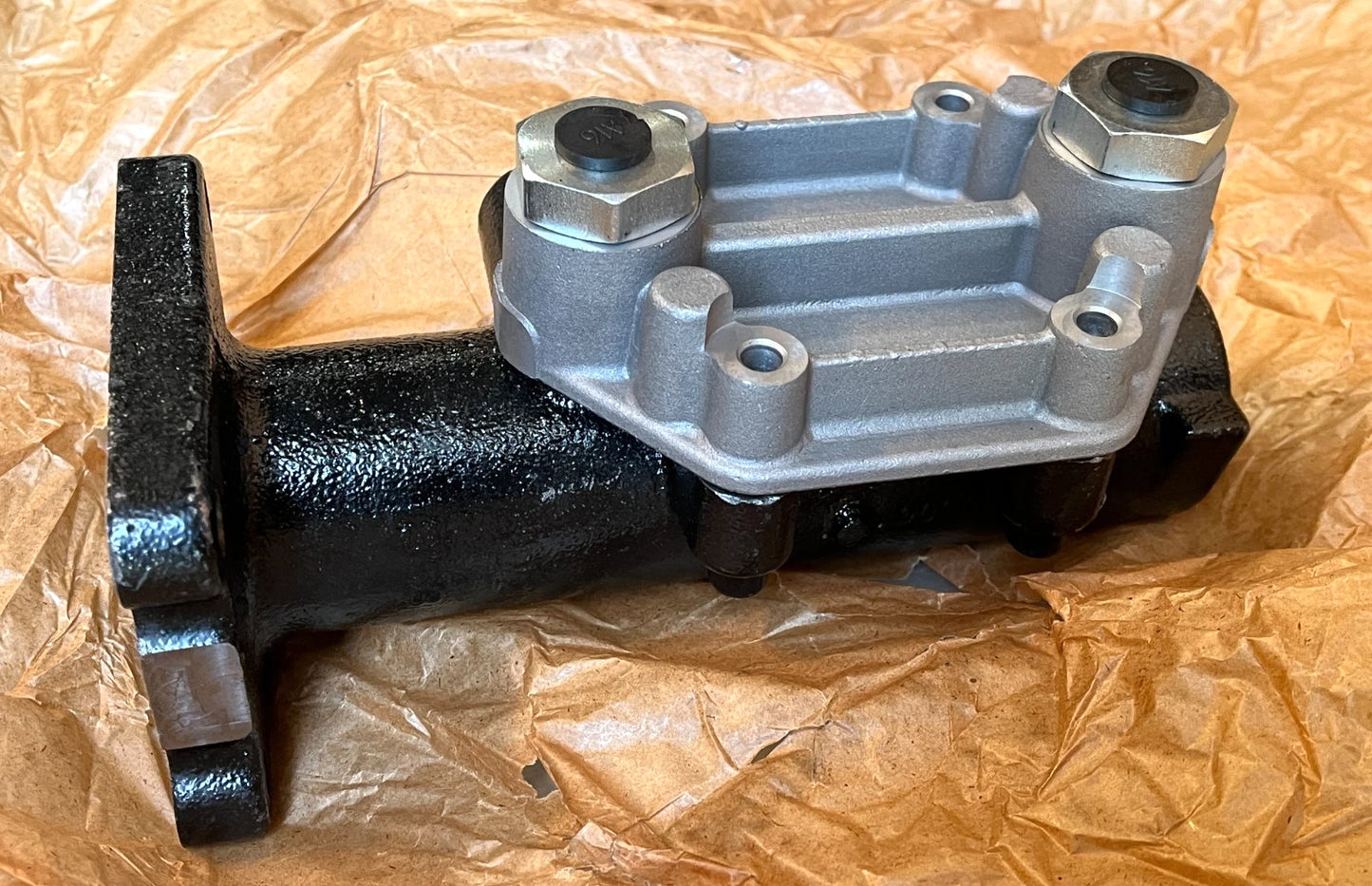 M35A3 2.5 TON TRUCK MASTER HYDRAULIC BRAKE CYLINDER 2233867 / 2530-01-398-4503