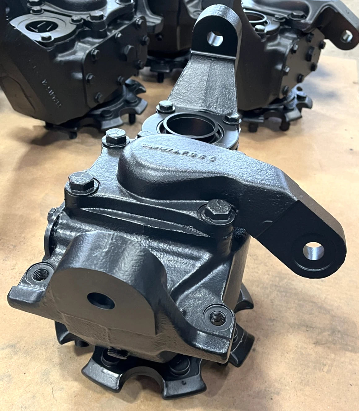 REBUILT HMMWV GEARED HUB 10K FRONT OR REAR RH/LH 12338284-2 6001779 Humvee M998