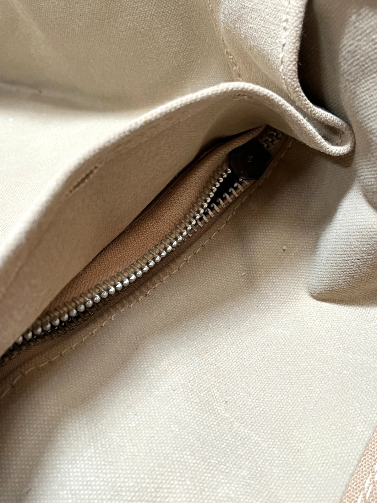 M35A2 2.5 TON TAN CANVAS CAB COVER 12300649 2540-01-155-0104