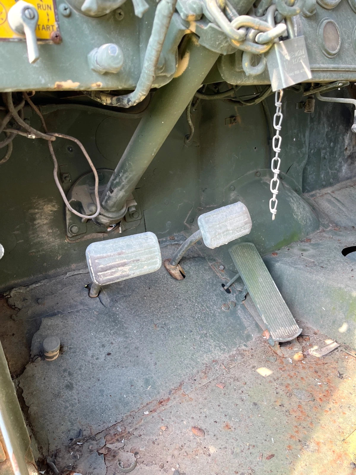 1979 M813 A1 5 TON 6X6 MILITARY CARGO TRUCK WITH 4,113 MILES FOR SALE AS-IS