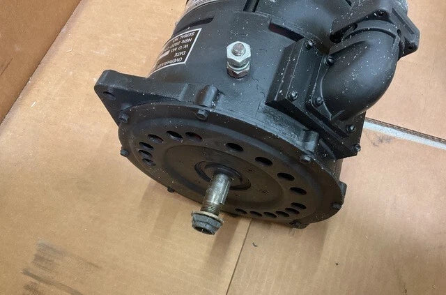 2920-01-147-1575 ALTERNATOR  12320970 200 amp M113 apc Military 200 AMP Alternator