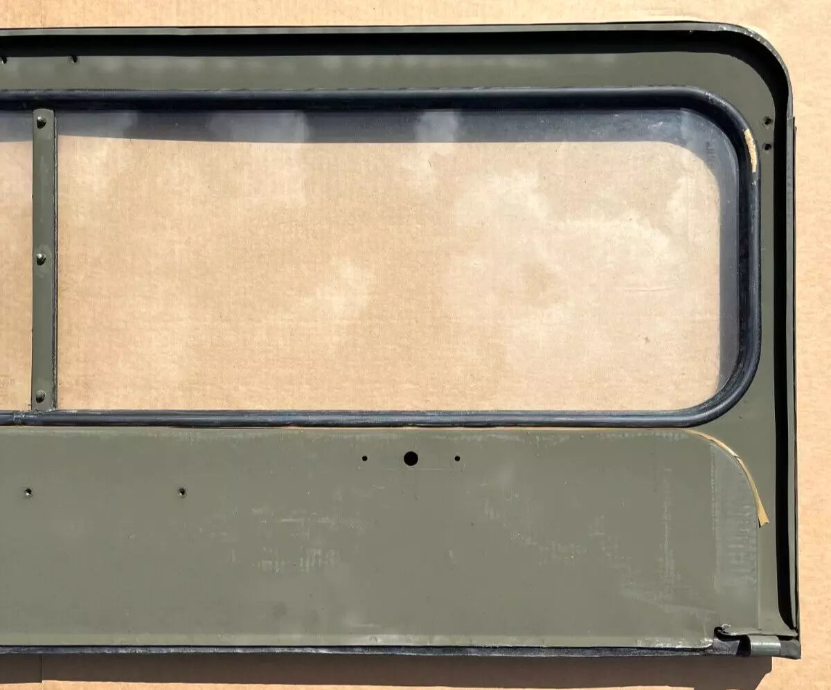 M151 M151A1 JEEP WINDSHIELD COMPLETE ASSEMBLY 10950776 2510-00-858-5597