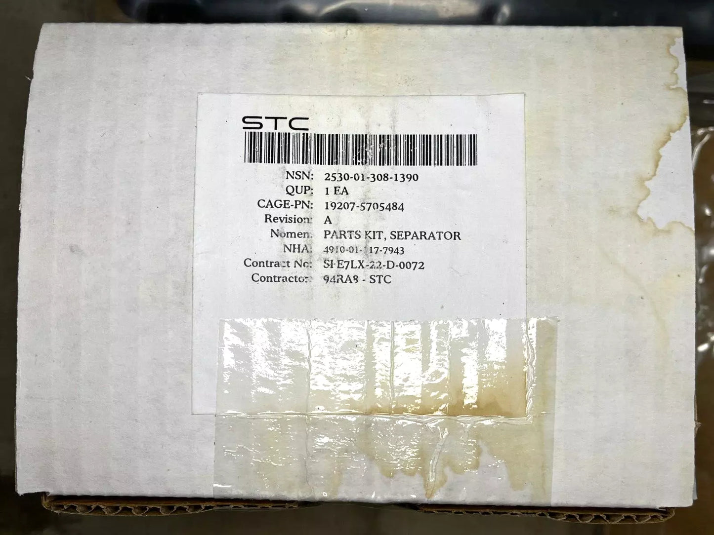 4910-01-117-7943	 MAINTENANCE KIT,VEHICULAR 5705145 105/120MM, M1