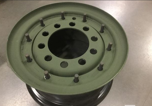M939 5 Ton Military Truck Wheel Rim 12363603 20 Hole Stud 1400 * 20 Lock ring Style