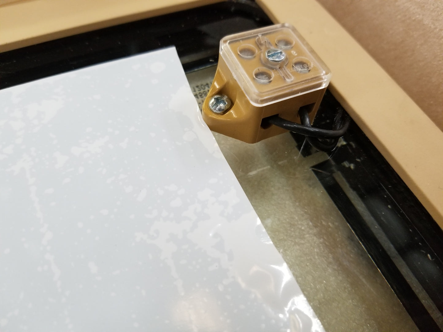M1114 and M1116 BALLISTIC  WINDSHIELD 2.625 IN DE-ICE  SET LH AND RH