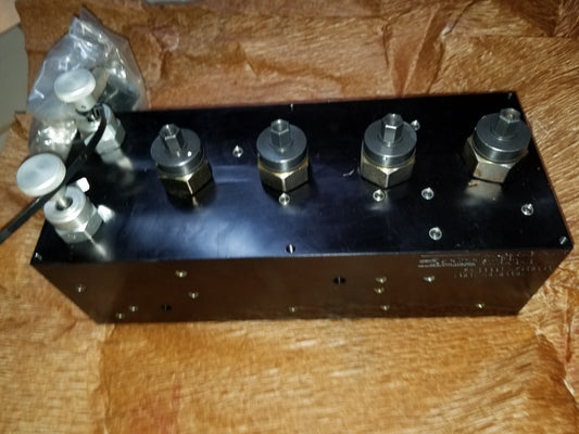 FMTV LMTV Hydraulic Manifold Assembly 12420621-001 4730-01-457-8479 M1078 M1079