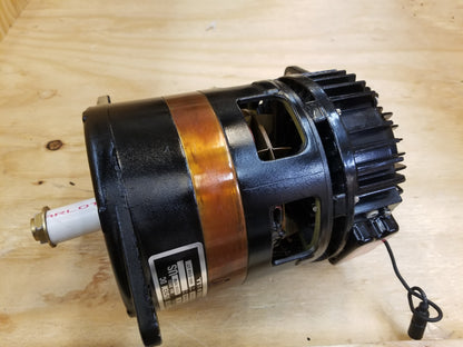 HMMWV M35A2 60 AMP 24 v ALTERNATOR  Humvee M998 USA 5717244 M998