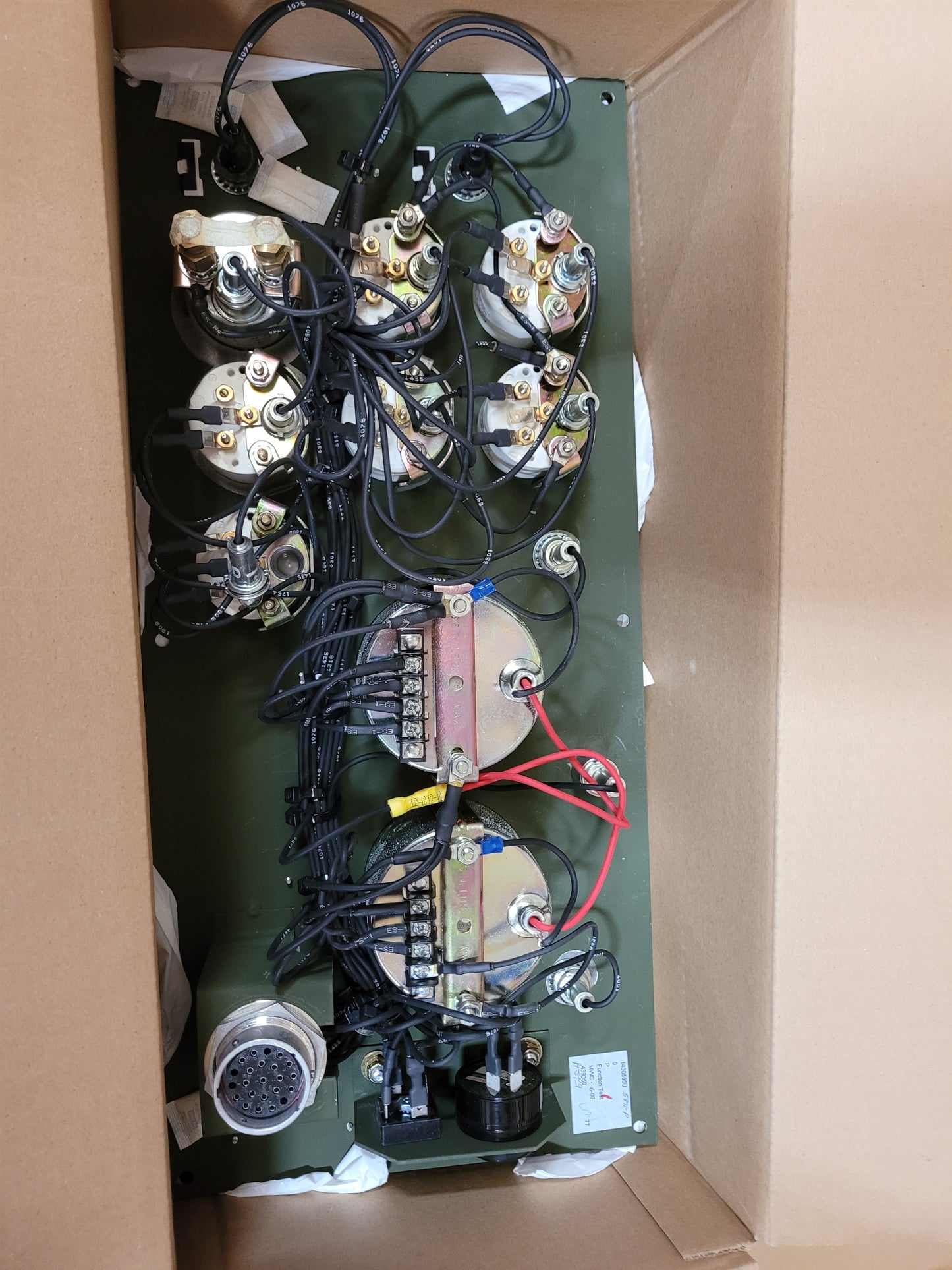 OSHKOSH HEMTT MK48 DASH PANEL  1430590U 2510-01-233-4841	HET