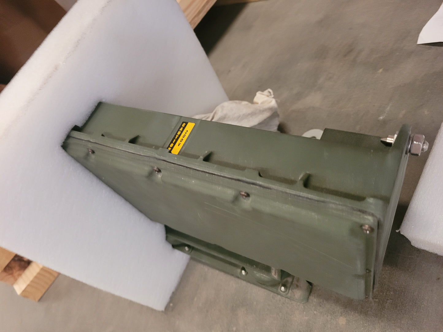 5975-01-235-1962	 MT-6353VRC	MOUNTING BASE A3014053-1 MRAP M-ATV