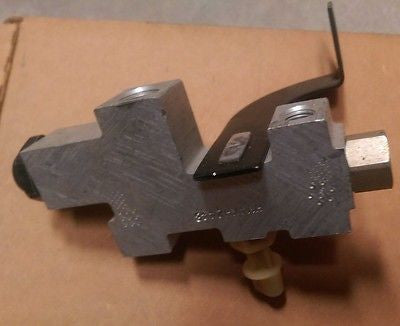Hummer H1 Humvee Valve Proportion, Master Cylinder 6005728,