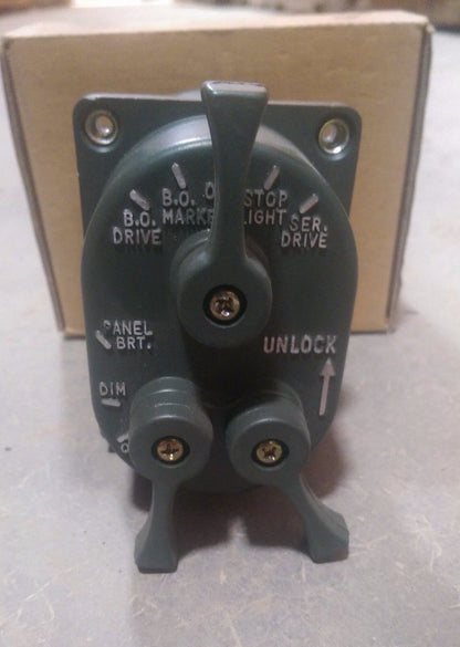M35A2 M809 M939 3 Lever Light Control Switch HMMWV Head Light 51113-1 2.5 Ton