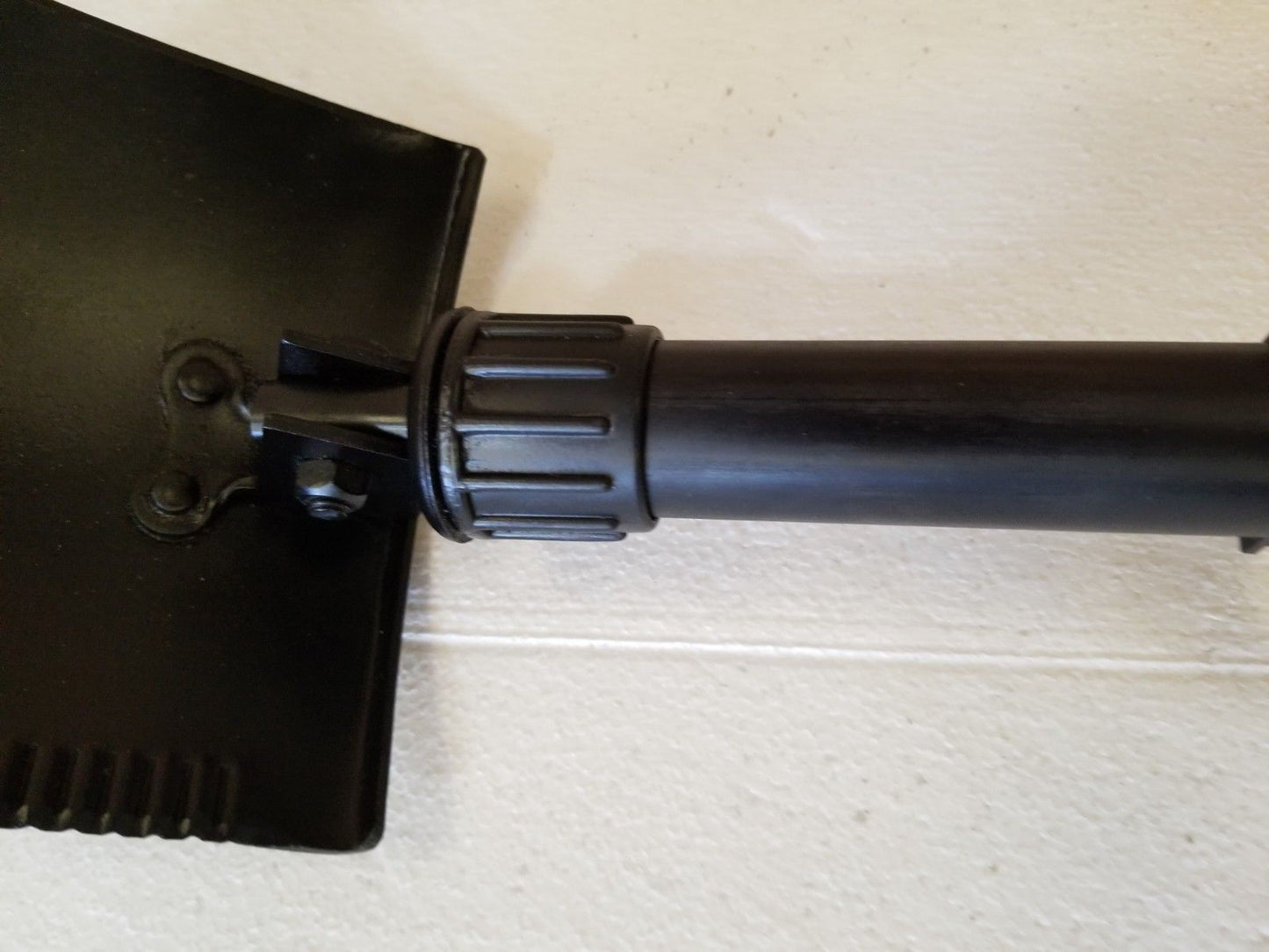 US Military Entrenching Shovel Intrenching Trifold Folding  E-tool Small Shovel