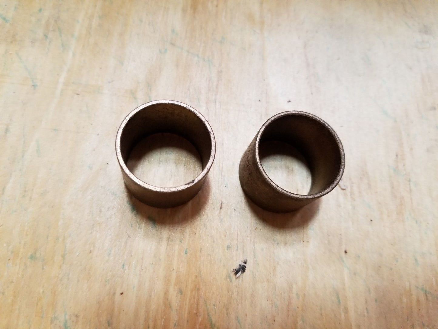 Pair of 2.5 TON KING PIN BUSHING AM GENERAL MILITARY M35 M35A2 M35A3 5283738