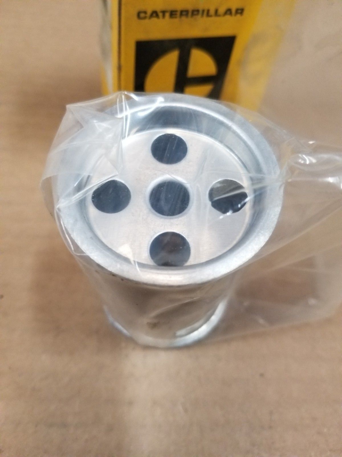 GENUINE CATERPILLAR OEM FUEL FILTER 4R7958 2910-01-035-4282
