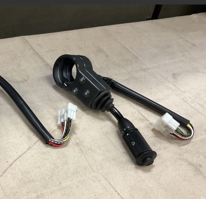 6220-01-176-4707	61764101-443	 CONTROL,DIRECTIONAL SIGNAL LIGHT  M973
