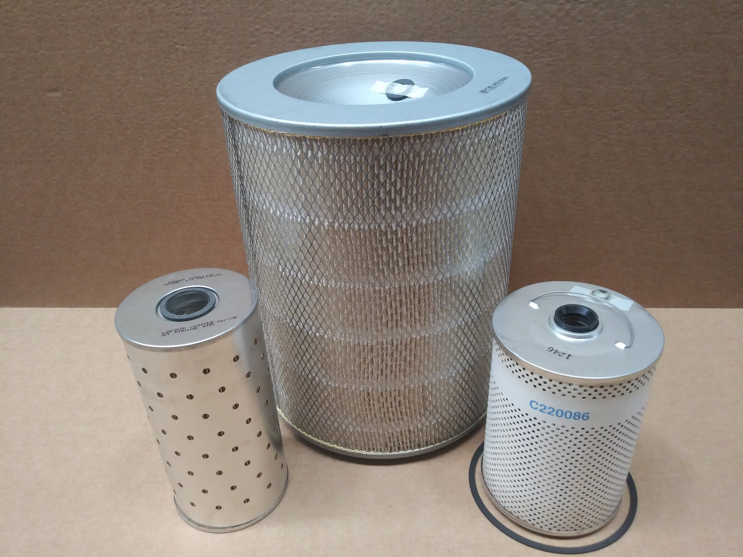 M809 5 Ton M800 Series Cummins 250 Air Filter Kit  Maintenance Kit 11604545  2940-00-134-4657