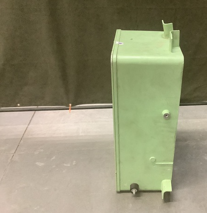 6110-01-463-3913 12463100	 CARRIER, CARGO, MLRS Distribution Box