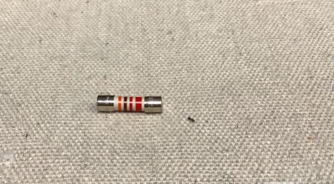 Navistar Defense 3114105C91L  3.5 AMP Fuse Kit 5920-01-575-9945