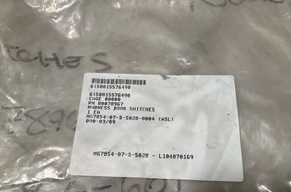 6150-01-557-6490	R0078967 MRAP harness door switches wiring harness