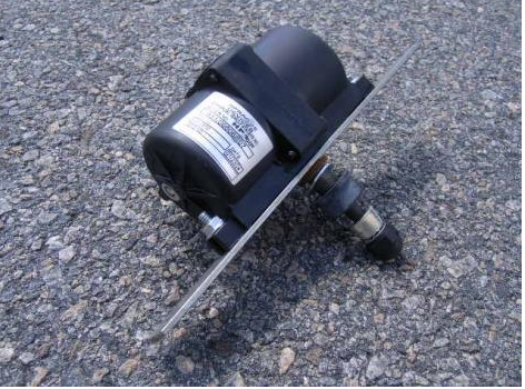 HEMTT M977 Windshield Washer Motor 1715620 2540-01-309-2108