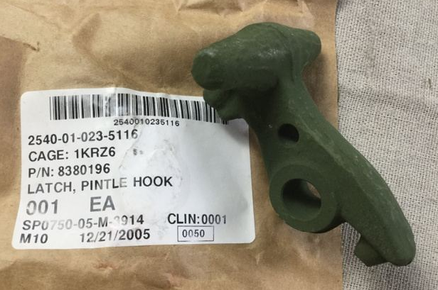 HMMWV M998 M35a2 5 Ton 2.5 Ton Pintle Latch Hook for Pintle Assembly 8380196 / 2540-01-023-5116