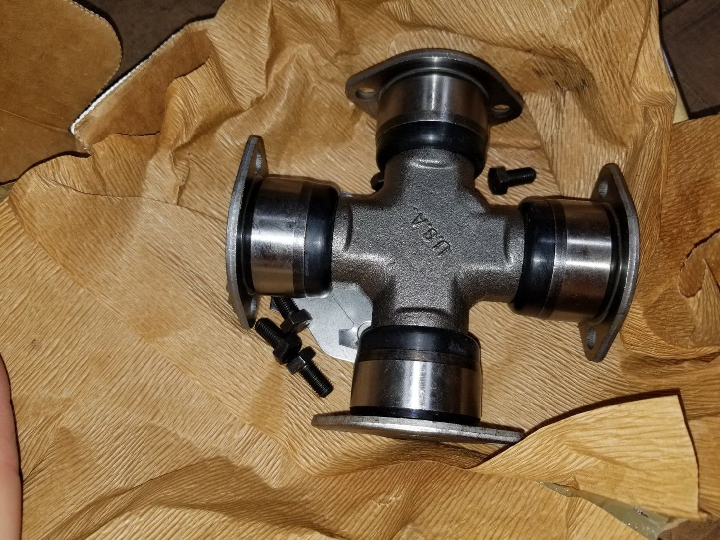 LMTV 5 Ton Zeller U joint 2520-00-388-4197 Dana Style M53 M39 M809 M939 M977