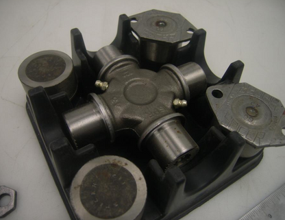 MK23 PLS U JOINT 2520-01-481-2200 Parts Kit Spicer 5-438X 5-674X 674